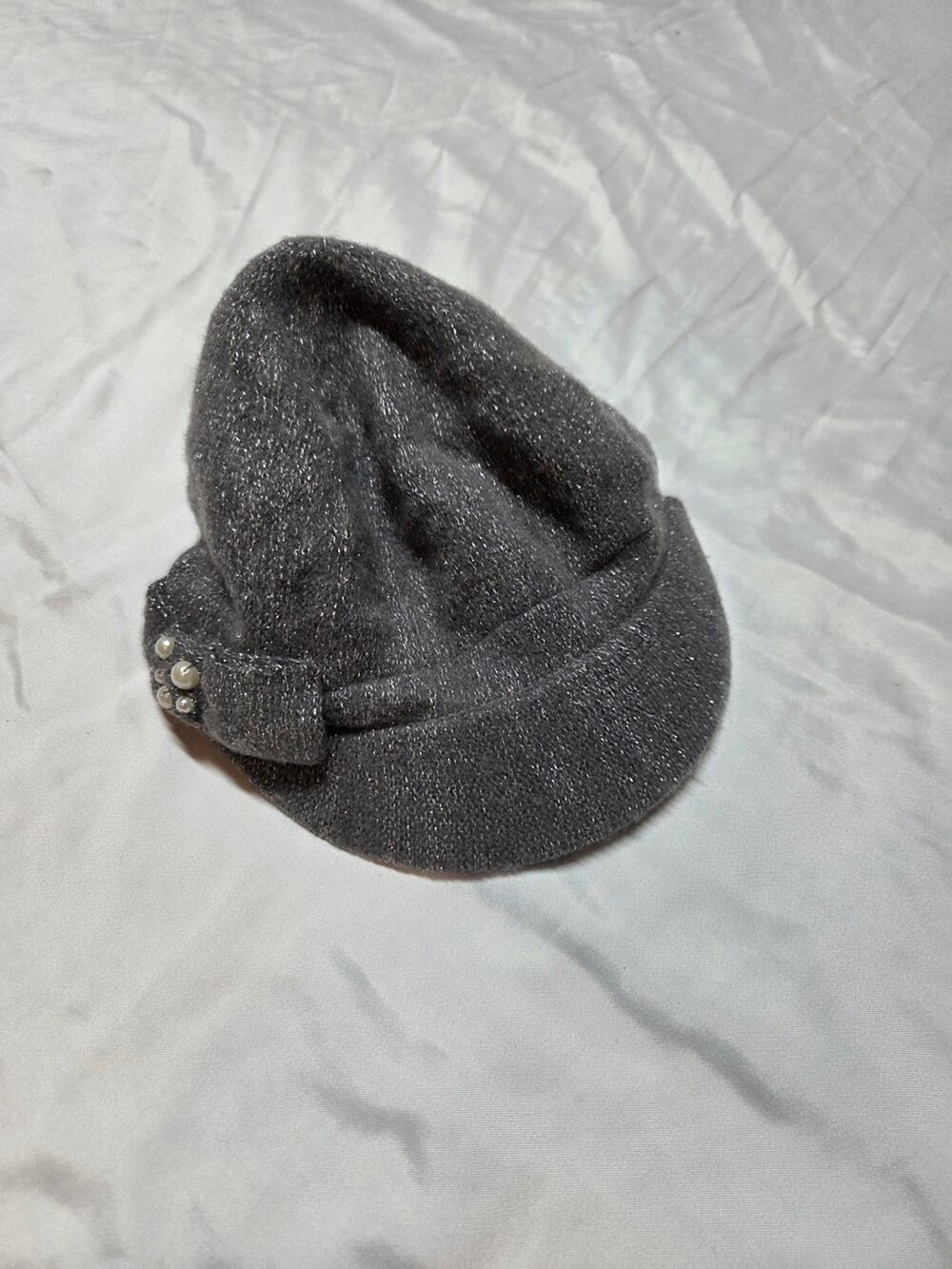 betmar Metallic Gray Knit Brim Hat with Subtle Sparkle